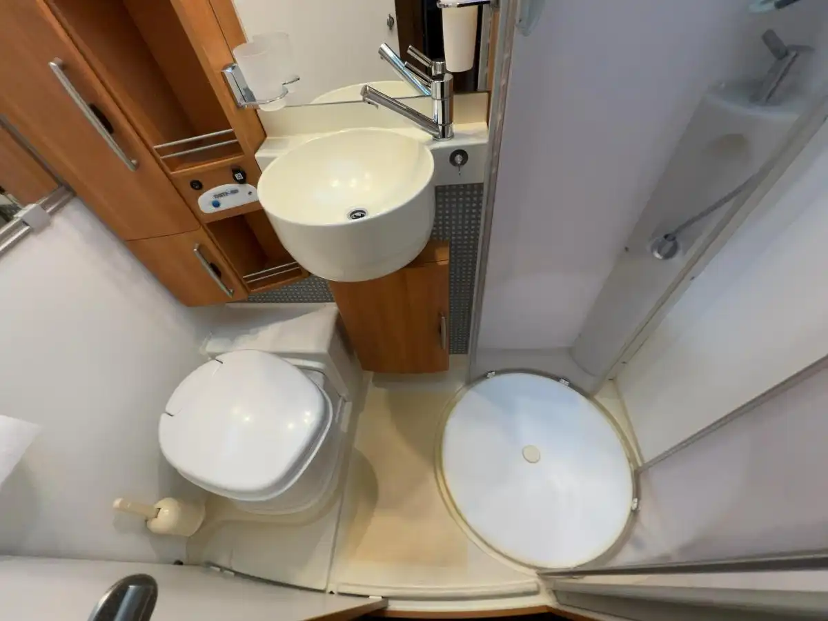 HYMER-ERIBA B 660 SL - Ansicht 15